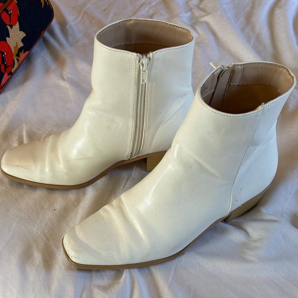 Lulu's Cream White Side-Zip Ankle Booties